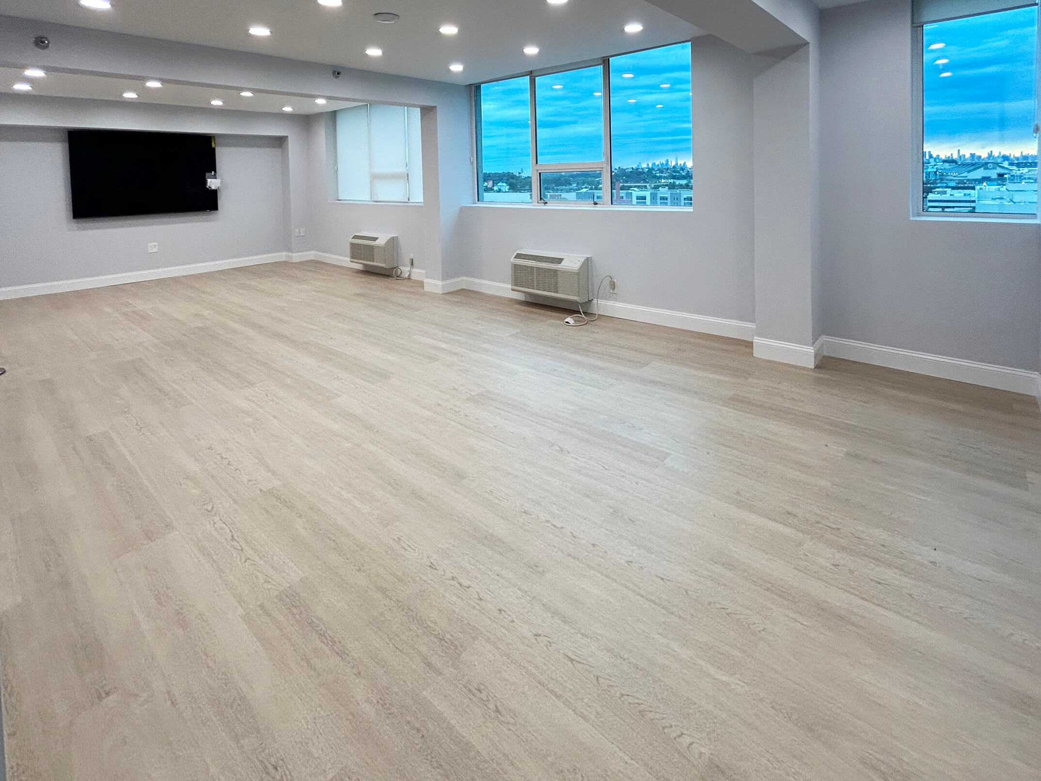 NY office furniture gospe2mjmp 121124 Conference Room Before 1 NY office furniture gospe2mjmp 121124 Conference Room Before 1